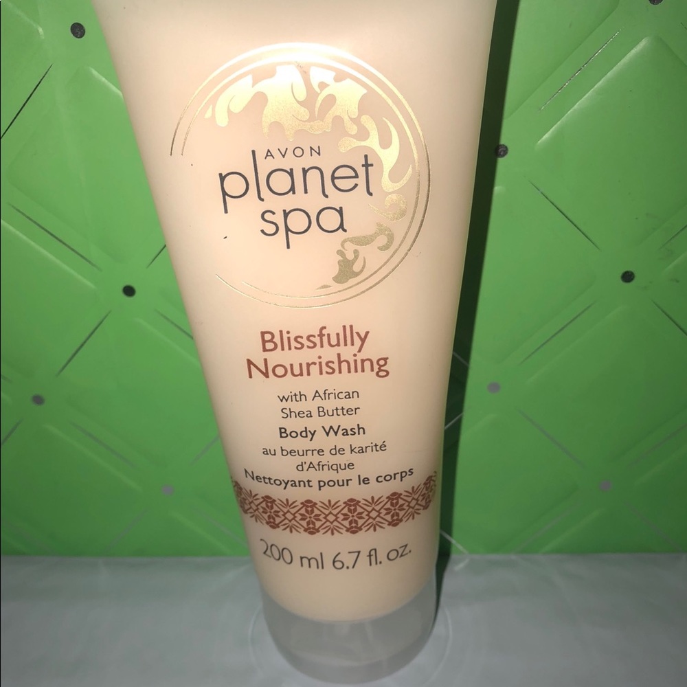 Avon Planet Spa blissfully nourishing body wash